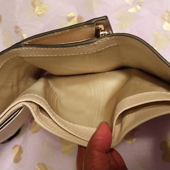 Furla Trifold Blue & Beige Saffiano Wallet (Nwot) - Picture 15 of 16